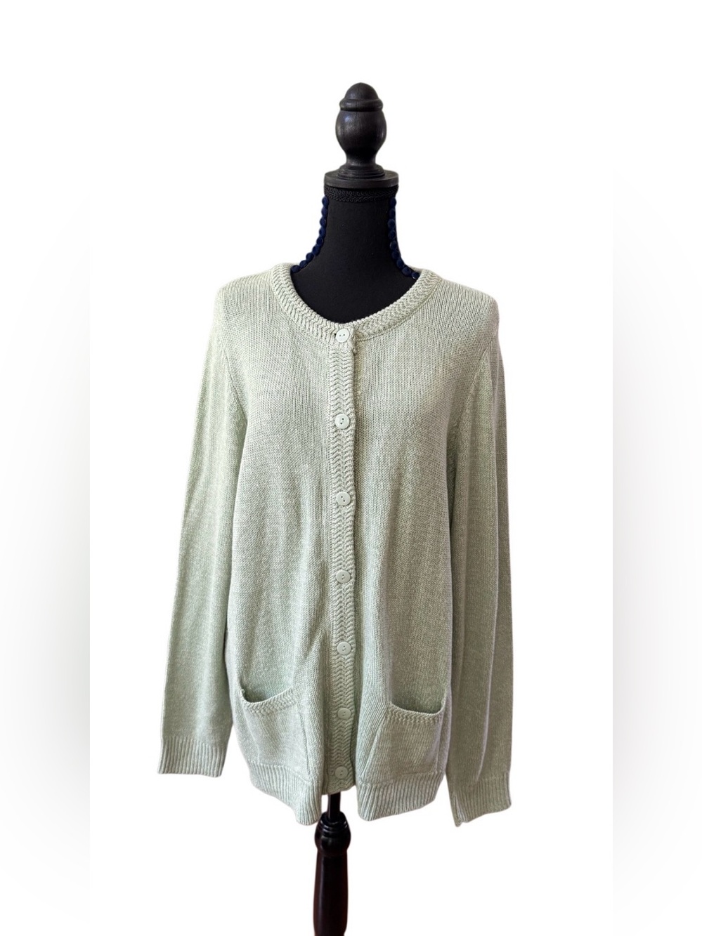 Carolyn Taylor Light Mint Green Button-Up Knit Cardigan
